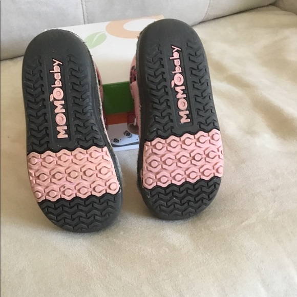 Little girl shoes size 8 - Picture 5 of 5